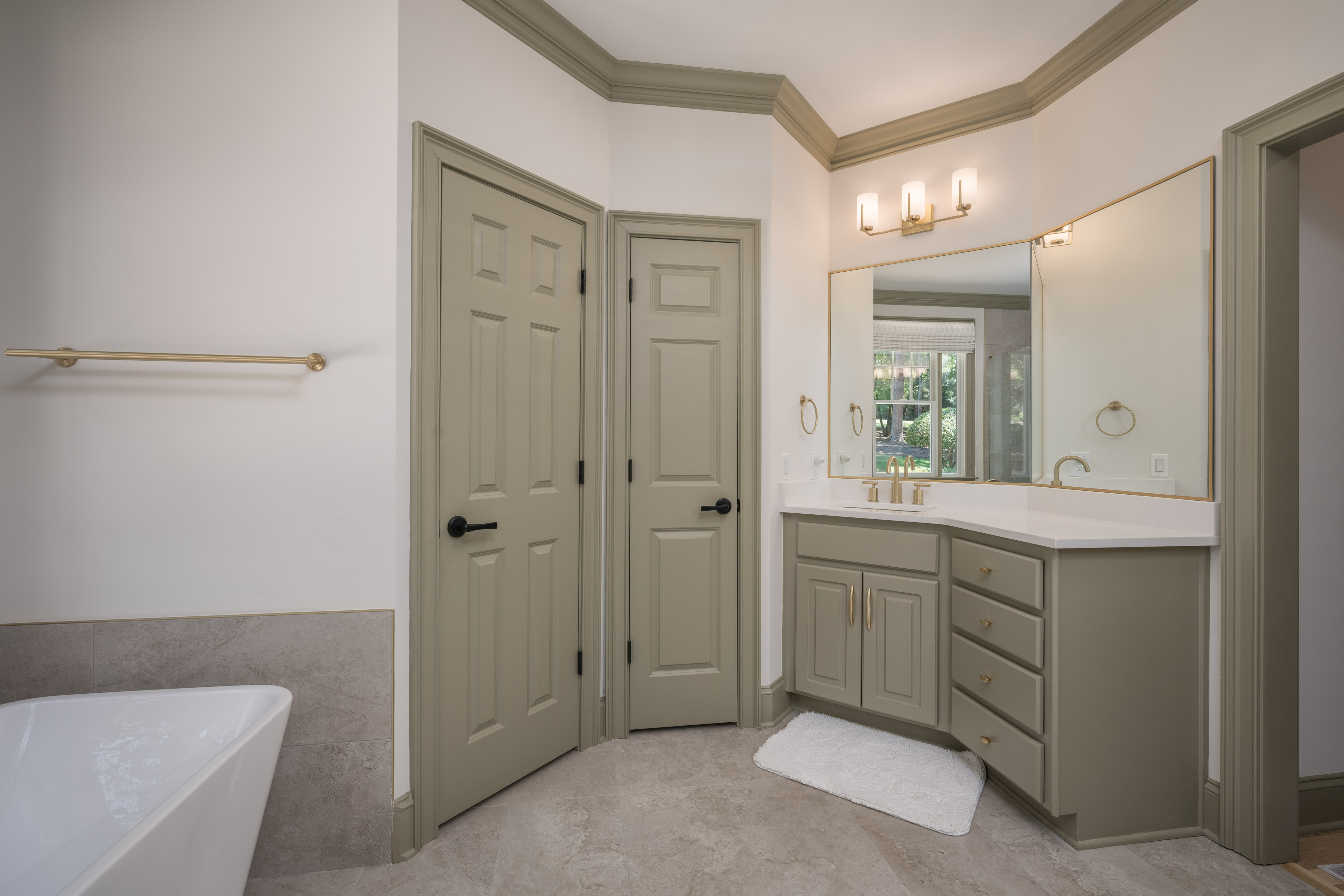 100 Greenwood Court image 31